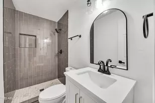 1831 N 74th Ln, Phoenix, AZ 85035 - Photo 14