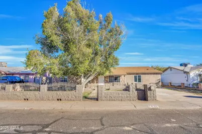1831 N 74th Lane, Phoenix, AZ 85035 - Photo 1