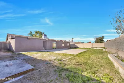 1831 N 74th Lane, Phoenix, AZ 85035 - Photo 28
