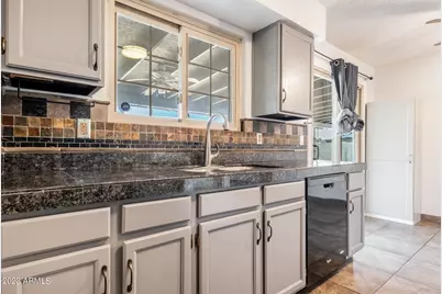 964 W Hackamore Street, Mesa, AZ 85201 - Photo 10