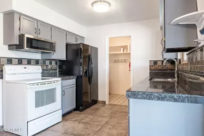 964 W Hackamore Street, Mesa, AZ 85201 - Photo 8