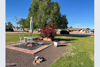10343 W Peoria Avenue, Sun City, AZ 85351 - Photo 16