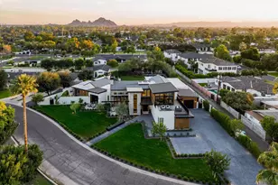 5715 E Monterosa St, Phoenix, AZ 85018 - Photo 4