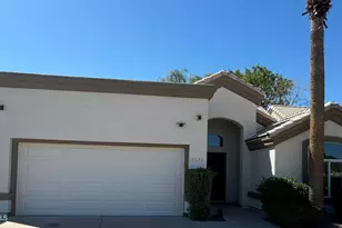 3334 N 42nd St, Phoenix, AZ 85018 - Photo 2