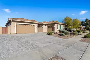 22342 E Pickett Ct, Queen Creek, AZ 85142 - Photo 4
