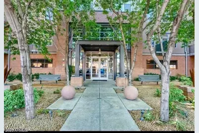 1326 N Central Avenue #414, Phoenix, AZ 85004 - Photo 2