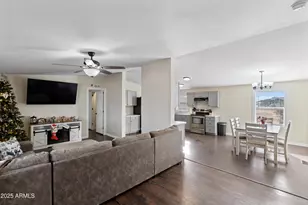 37531 W Pioneer St, Tonopah, AZ 85354 - Photo 12