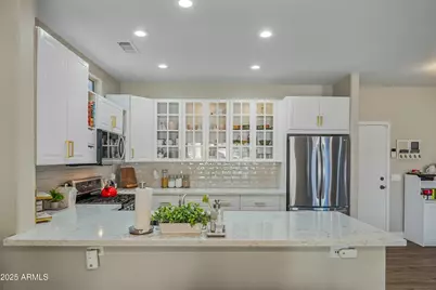 15996 W Mesquite Court, Surprise, AZ 85374 - Photo 16