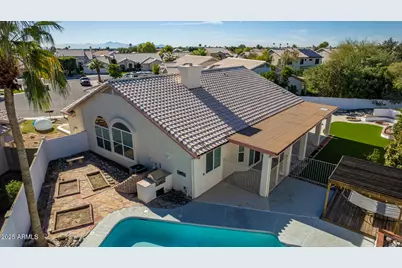 8736 W Tierra Buena Lane, Peoria, AZ 85382 - Photo 10