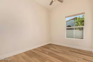 8736 W Tierra Buena Ln, Peoria, AZ 85382 - Photo 34