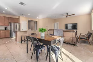 17437 W Molly Ln, Surprise, AZ 85387 - Photo 8