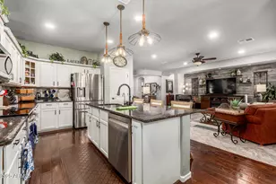 22072 W Moonlight Path, Buckeye, AZ 85326 - Photo 12