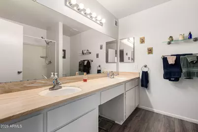 2112 E Apollo Avenue, Tempe, AZ 85283 - Photo 14