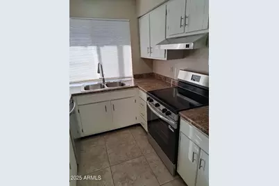 834 S Casitas Drive #B, Tempe, AZ 85281 - Photo 2