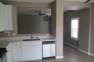 2747 S Sailors Way, Gilbert, AZ 85295 - Photo 6