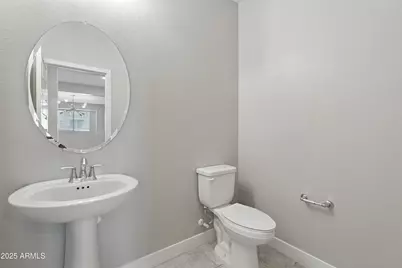 13710 N 174th Lane, Surprise, AZ 85388 - Photo 16