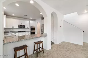 12318 W Cactus Blossom Trail, Peoria, AZ 85383 - Photo 4