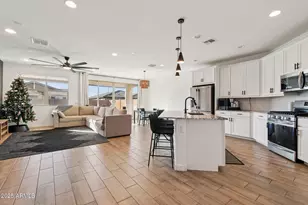 2333 E Meadowview Dr, Gilbert, AZ 85298 - Photo 12