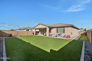 2333 E Meadowview Dr, Gilbert, AZ 85298 - Photo 36
