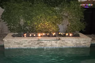 2402 N 37th St, Phoenix, AZ 85008 - Photo 8