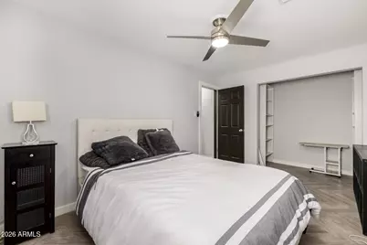 2402 N 37th Street, Phoenix, AZ 85008 - Photo 28