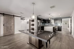 2402 N 37th St, Phoenix, AZ 85008 - Photo 14