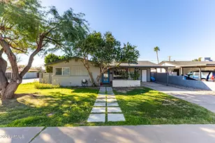 2402 N 37th St, Phoenix, AZ 85008 - Photo 38