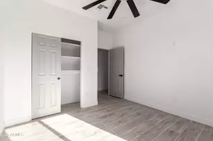 10611 N 81st Ave, Peoria, AZ 85345 - Photo 8