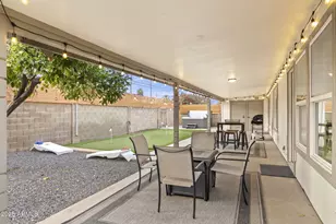 2226 S Kachina Dr, Tempe, AZ 85282 - Photo 30