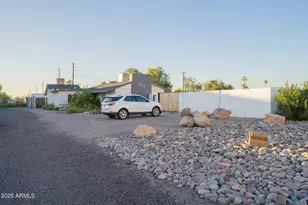 2802 N 36th St, Phoenix, AZ 85008 - Photo 6