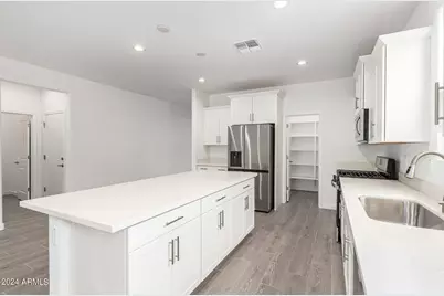 10773 W Baden Street, Tolleson, AZ 85353 - Photo 6