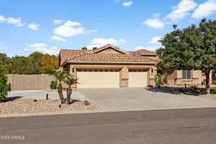 11628 E Starflower Dr, Chandler, AZ 85249 - Photo 6