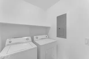 945 E Playa Del Norte Dr, Tempe, AZ 85288 - Photo 40