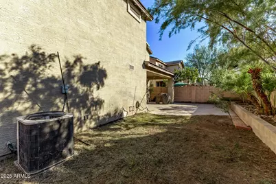 2329 E Fraktur Road, Phoenix, AZ 85040 - Photo 32