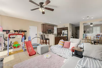 2329 E Fraktur Road, Phoenix, AZ 85040 - Photo 4