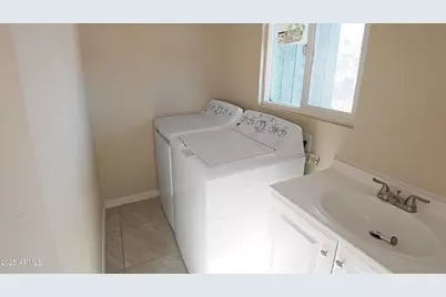 307 N D Street, Eloy, AZ 85131 - Photo 8