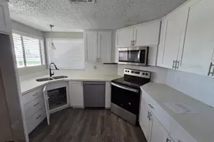 8601 N 103rd Ave, Peoria, AZ 85345 - Photo 8