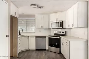 8601 N 103rd Ave, Peoria, AZ 85345 - Photo 12