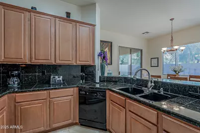 1857 W Periwinkle Way, Chandler, AZ 85248 - Photo 10