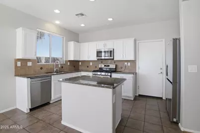 39517 N Noble Hawk Court, Phoenix, AZ 85086 - Photo 10