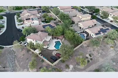 39517 N Noble Hawk Court, Phoenix, AZ 85086 - Photo 10