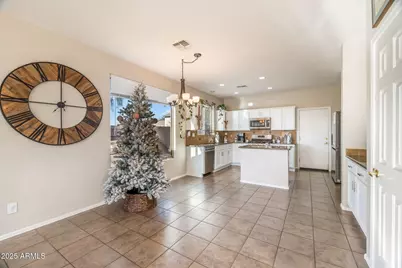 39517 N Noble Hawk Court, Phoenix, AZ 85086 - Photo 8