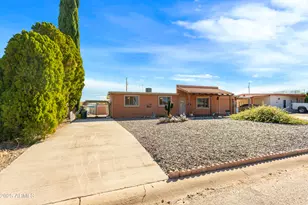 148 E Kayetan Dr, Sierra Vista, AZ 85635 - Photo 2