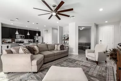 18717 W Georgia Avenue, Litchfield Park, AZ 85340 - Photo 4