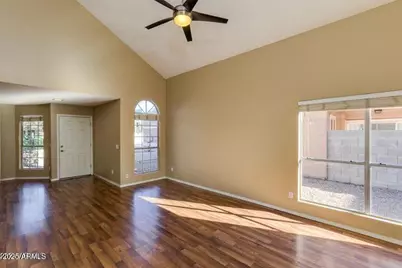 605 E Utopia Road, Phoenix, AZ 85024 - Photo 2