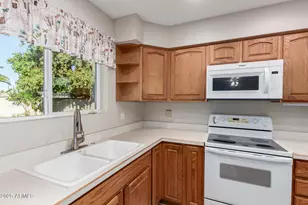 3834 E Cortez St, Phoenix, AZ 85028 - Photo 12