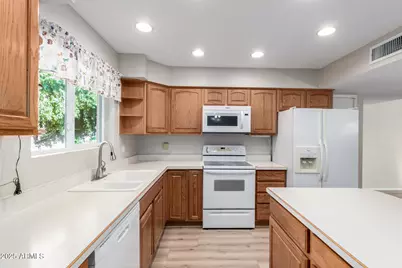 3834 E Cortez Street, Phoenix, AZ 85028 - Photo 10