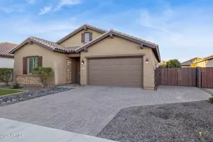 1179 W Spine Tree Ave, Queen Creek, AZ 85140 - Photo 2