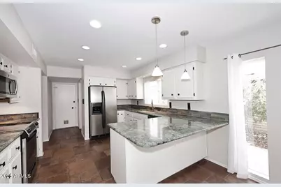 8528 E Via De Viva Street, Scottsdale, AZ 85258 - Photo 12