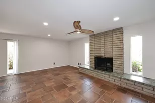 8528 E Via De Viva St, Scottsdale, AZ 85258 - Photo 16